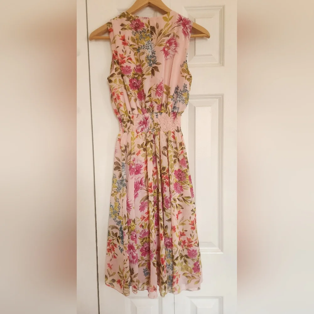 Size 4 Kate And Lily Dresses Pink Floral Smocked Waist Midi Dress - Picture 9 of 10